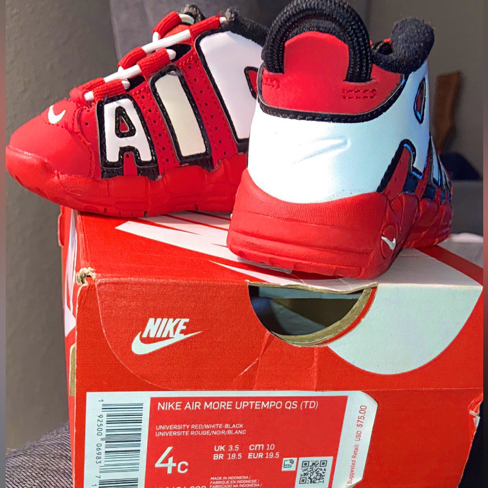 Nike Air More UpTempo Size 4C